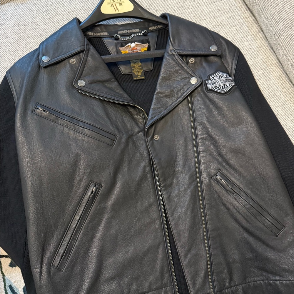 Harley-Davidson Black Leather Bomber Jacket
